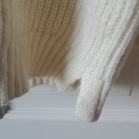 TALBOTS CHUNKY KNIT WOOL BLEND SWEATER CREAM V-NECK SHAWL TUNIC SIZE MEDIUM - Picture 4 of 7